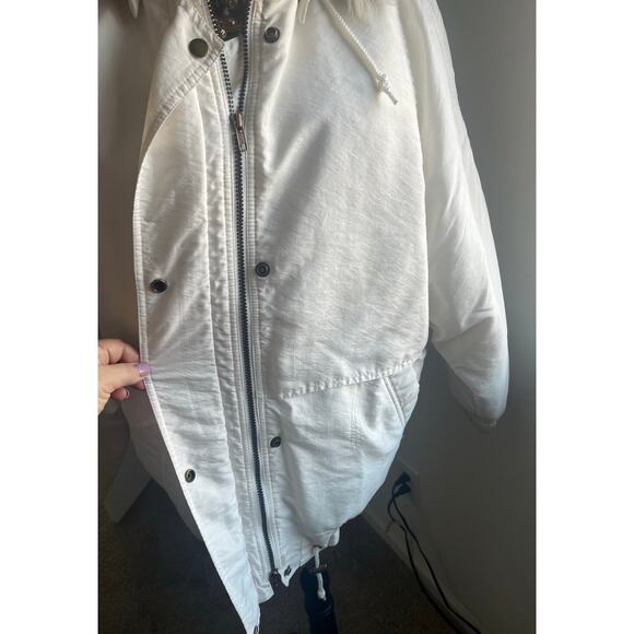 London Fog Ltd White Fur Lined Detachable Hood and Lining Winter Puffer Jacket M - Picture 6 of 11